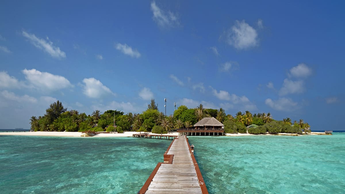 Вся страна: Dhaalu, Laamu, Gaafu и южные атоллы