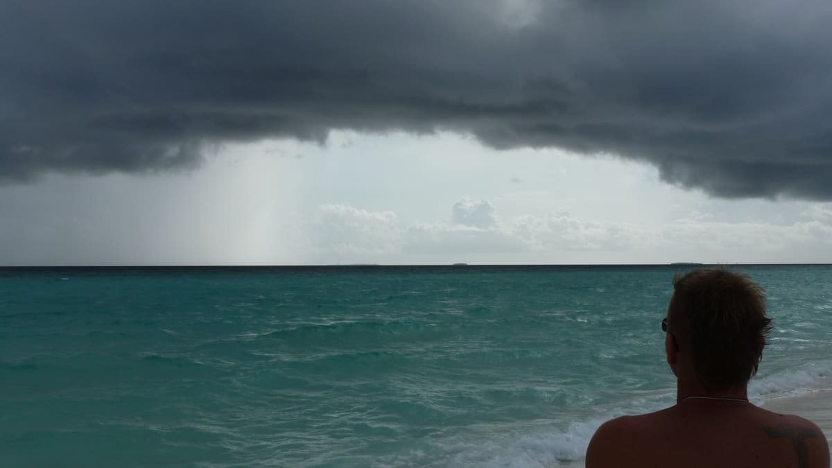 Вся страна: Dhaalu, Laamu, Gaafu и южные атоллы