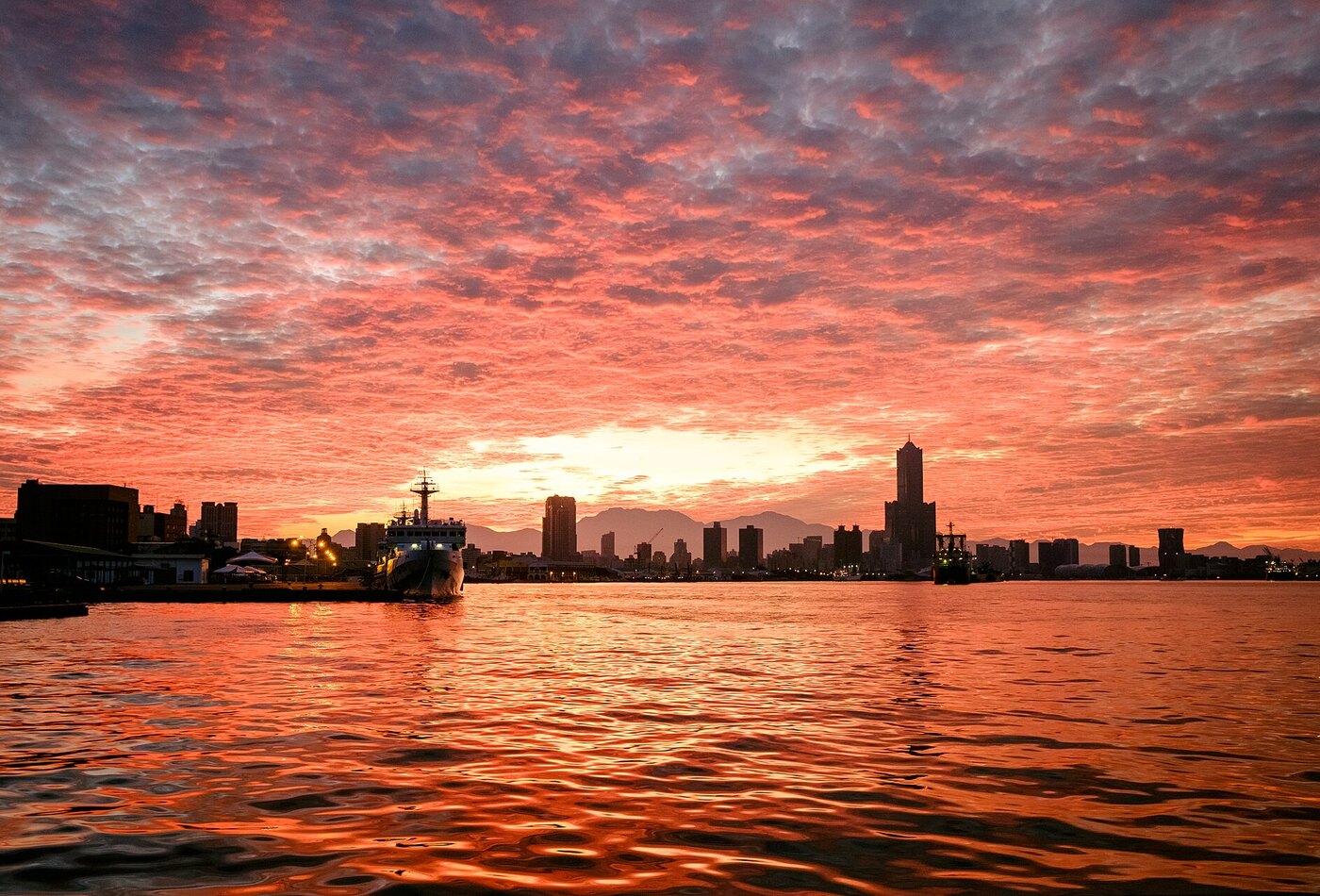 Kaohsiung как south Taiwan gateway