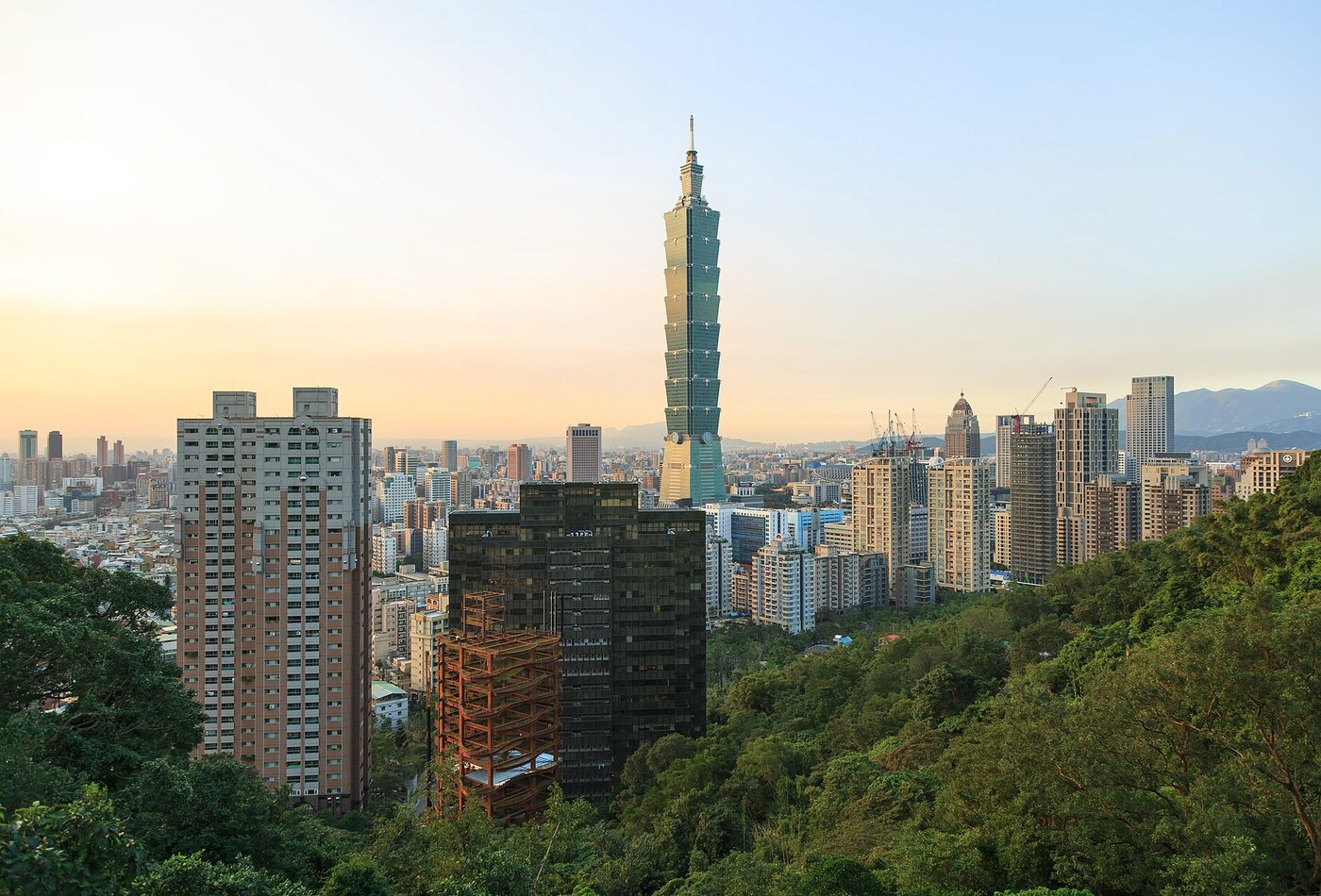 Taipei как hotel base Taiwan